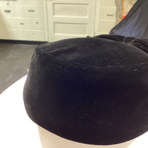 ART DECO. VELVET HAT. MUST SEE. USA MADE - Picture 3 of 10